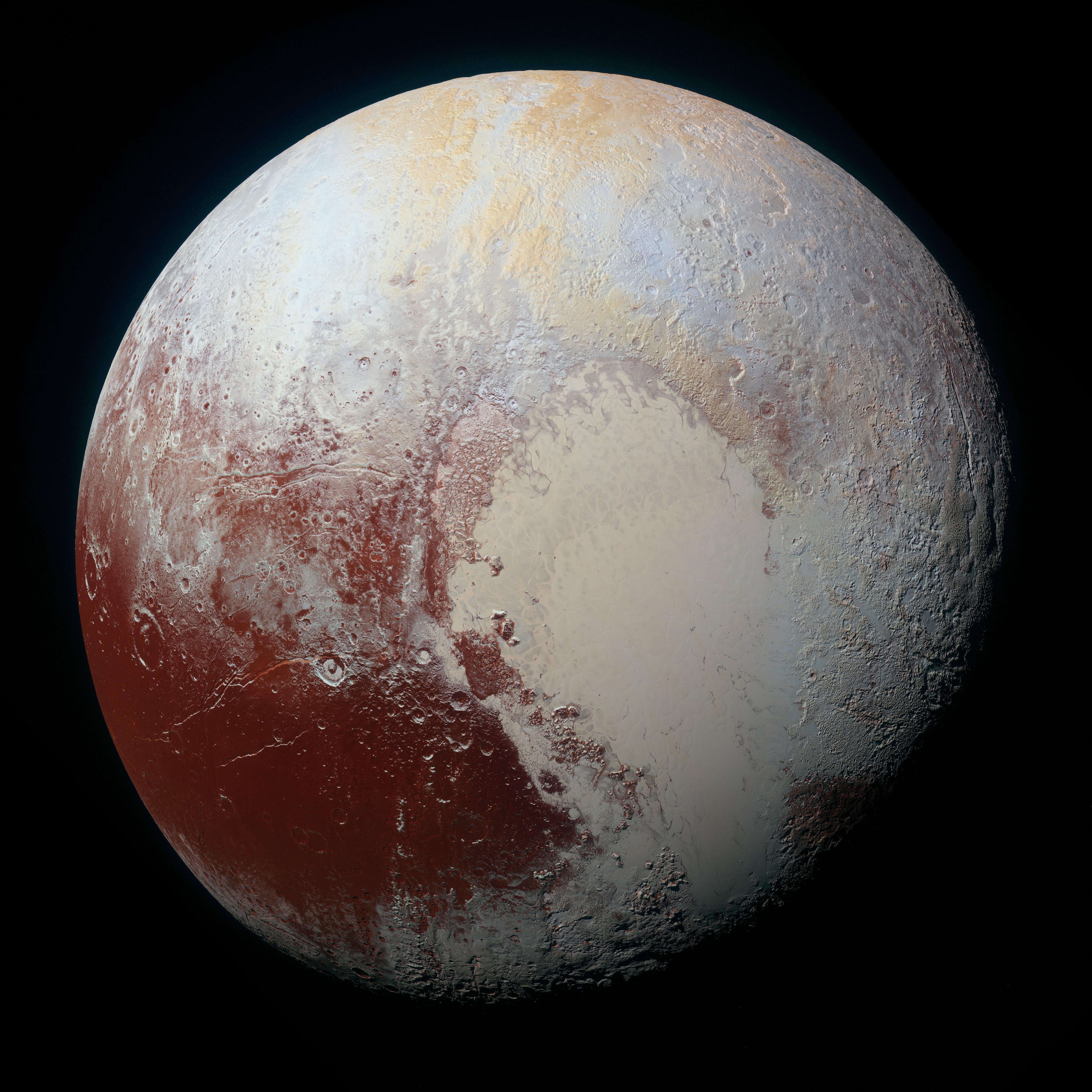 Pluto, globale farbverstärkte Ansicht mit Sputnik Planum